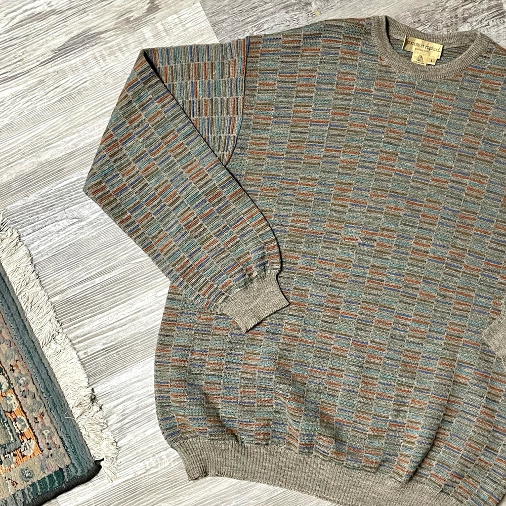 Vintage 1990s Tricots St. Raphael Textured Merino Wool 3D Knit Crewneck Sweater - Picture 2 of 11